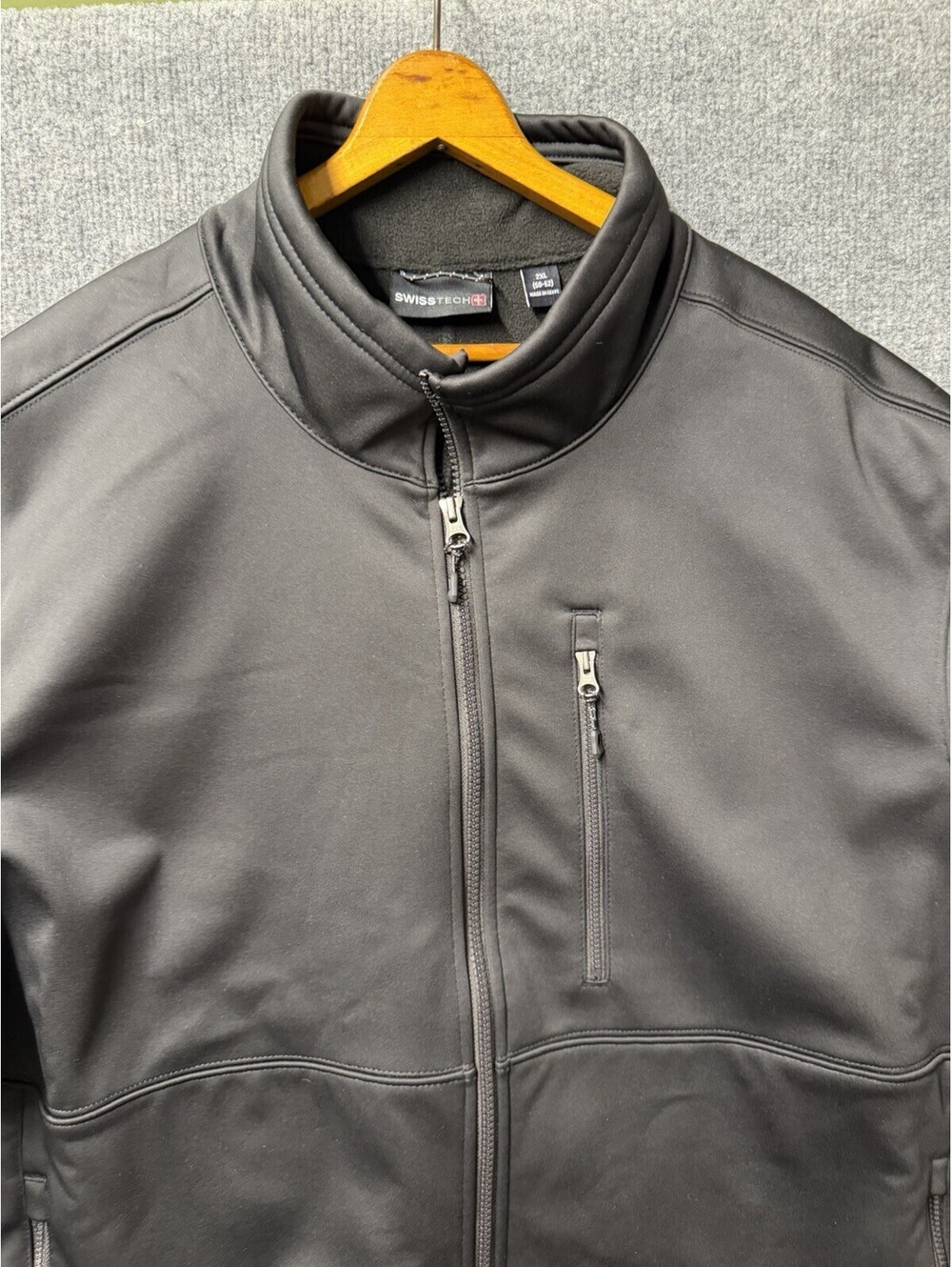 SwissTech Men’s 2XL Black Fleece Lined Softshell Jacket Full Zip